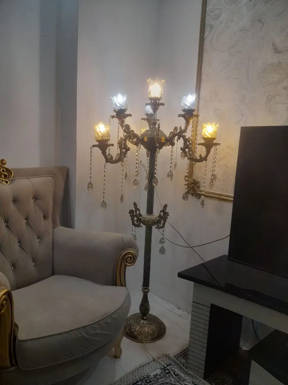 آباژور برنز|چراغ خواب و آباژور|مشهد, چهارچشمه|دیوار