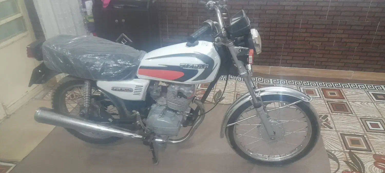 سلام موتور۱۵۰ پنج دنده استارتی سالم و تمیز ۲۱ملیون|موتورسیکلت|خرمآباد, |دیوار