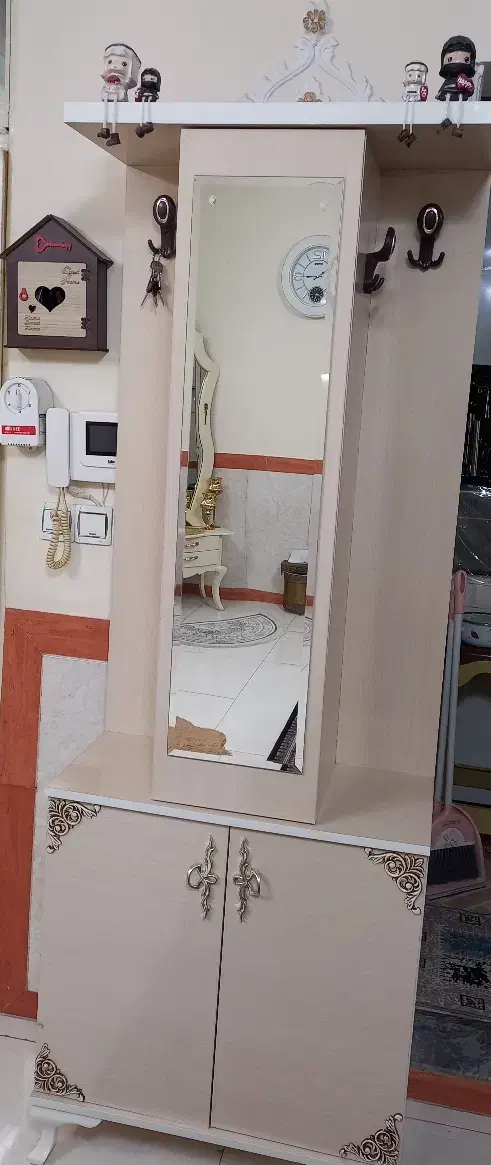 جاکفشی|جاکفشی، کمد، دراور|بروجرد, |دیوار