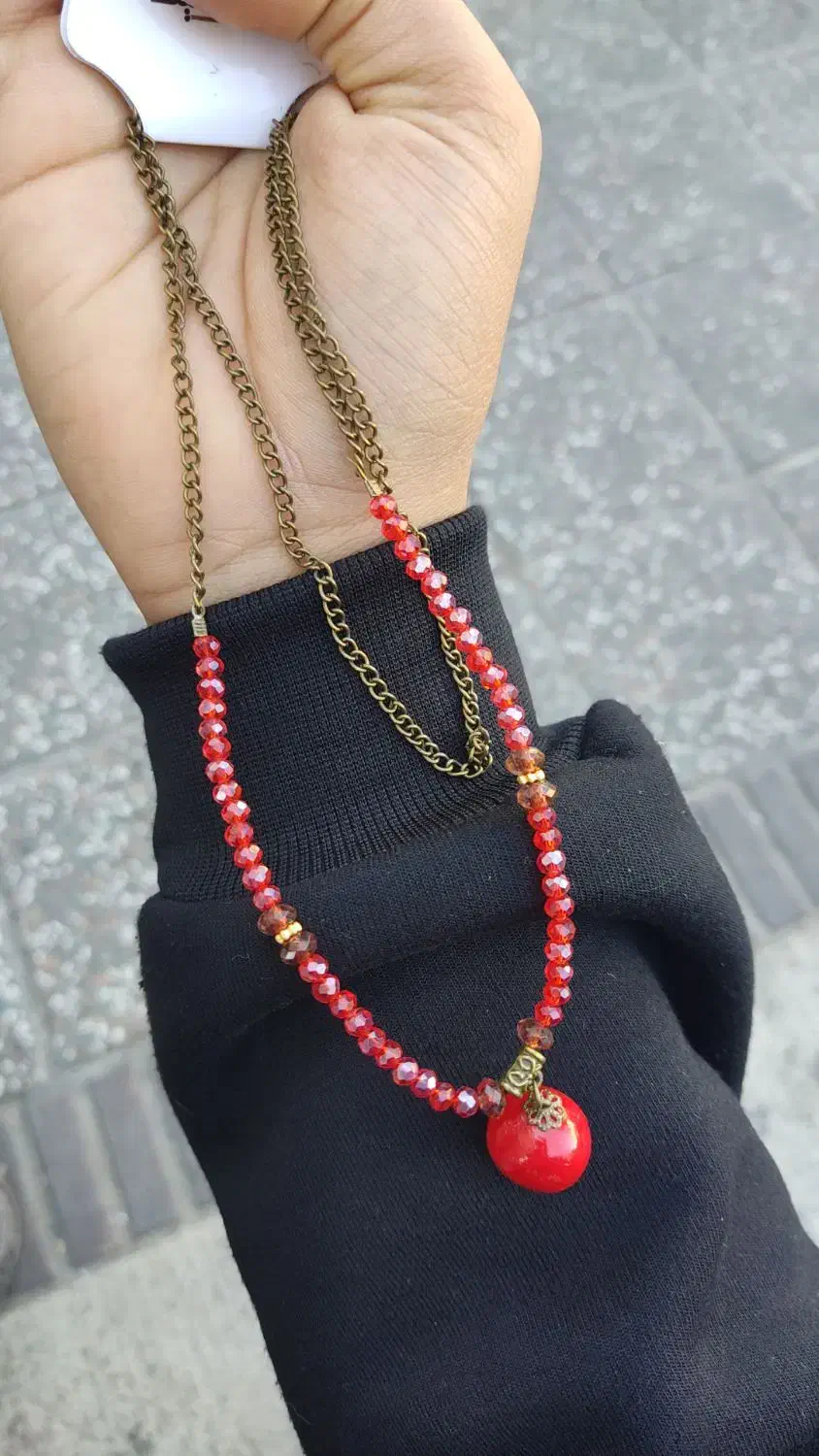 گردنبند و دست بند یلدایی|بدلیجات|شیراز, شاهچراغ|دیوار