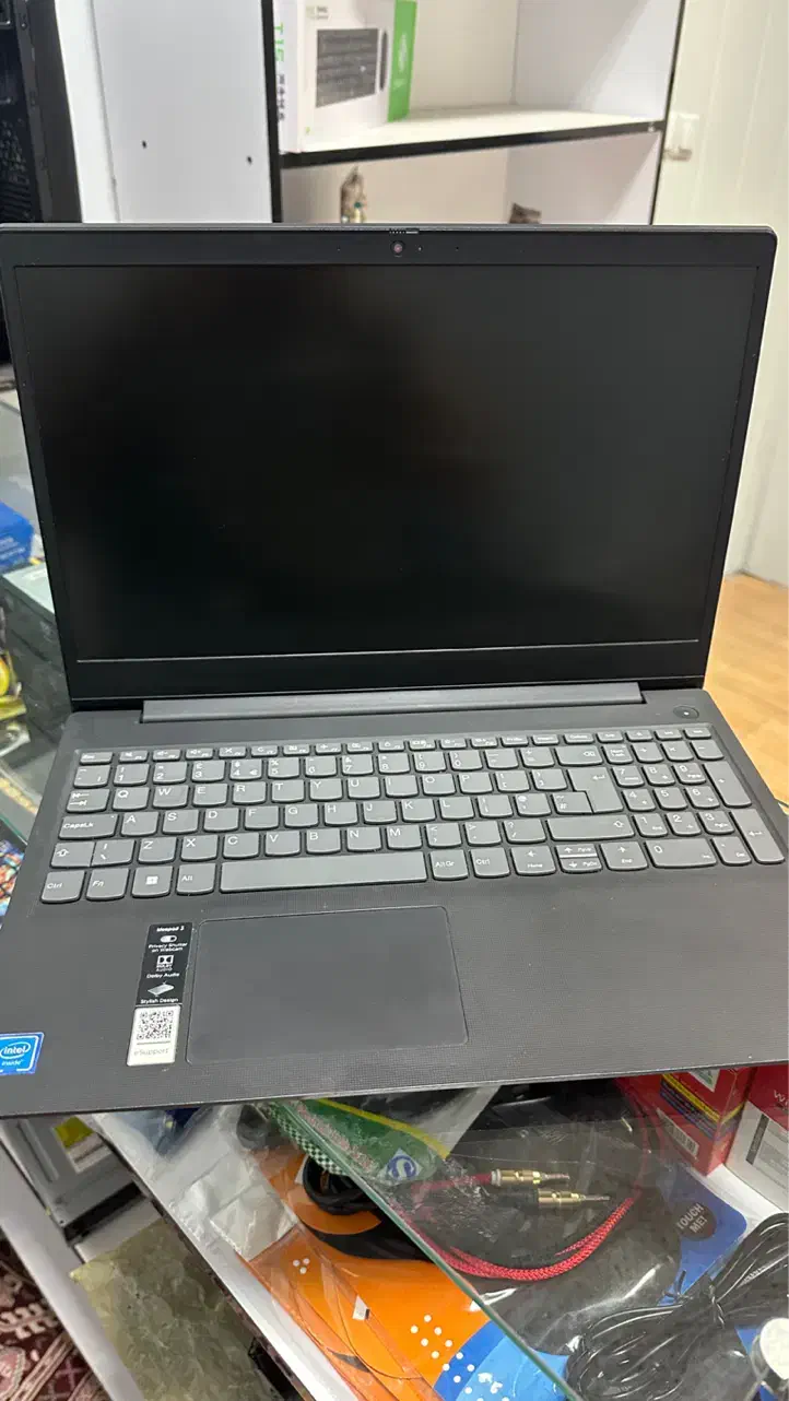 لپ تاپ لنوو idea pad 3|رایانه همراه|رباط‌کریم, رباط‌کریم|دیوار