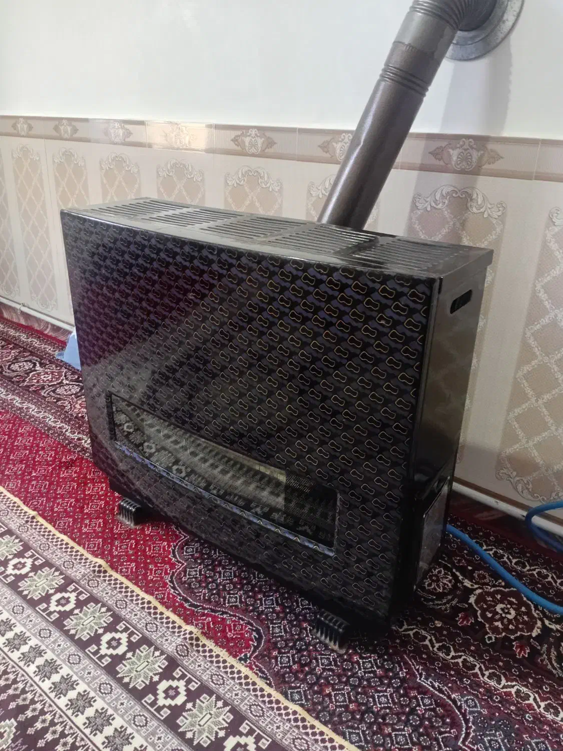 بخاری در حد نوع و تمیز و سالم|بخاری، هیتر، شومینه|یامچی, |دیوار