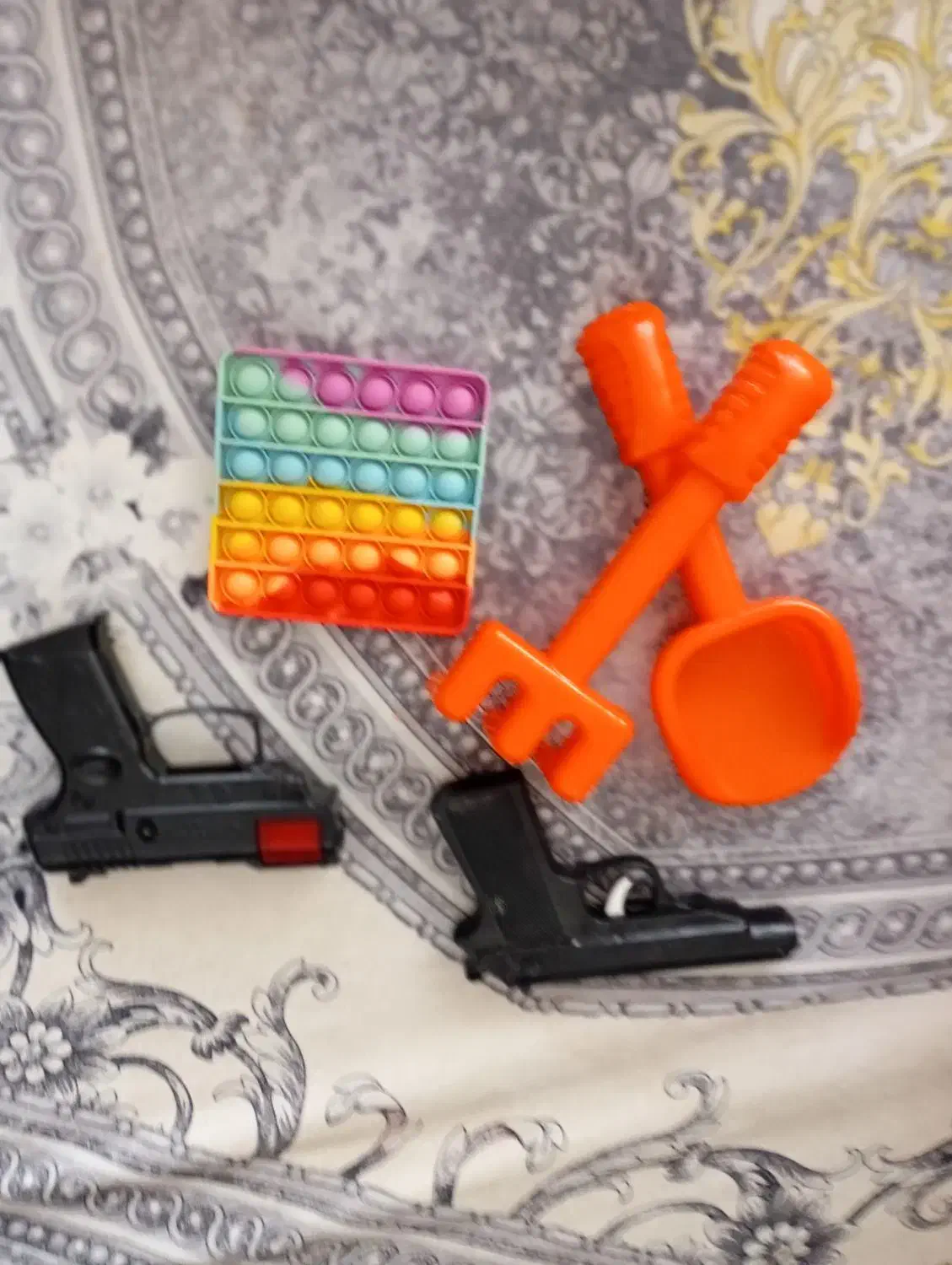 تعدادی اسباب|اسباب و اثاث بچه|چهاردانگه (تهران), |دیوار