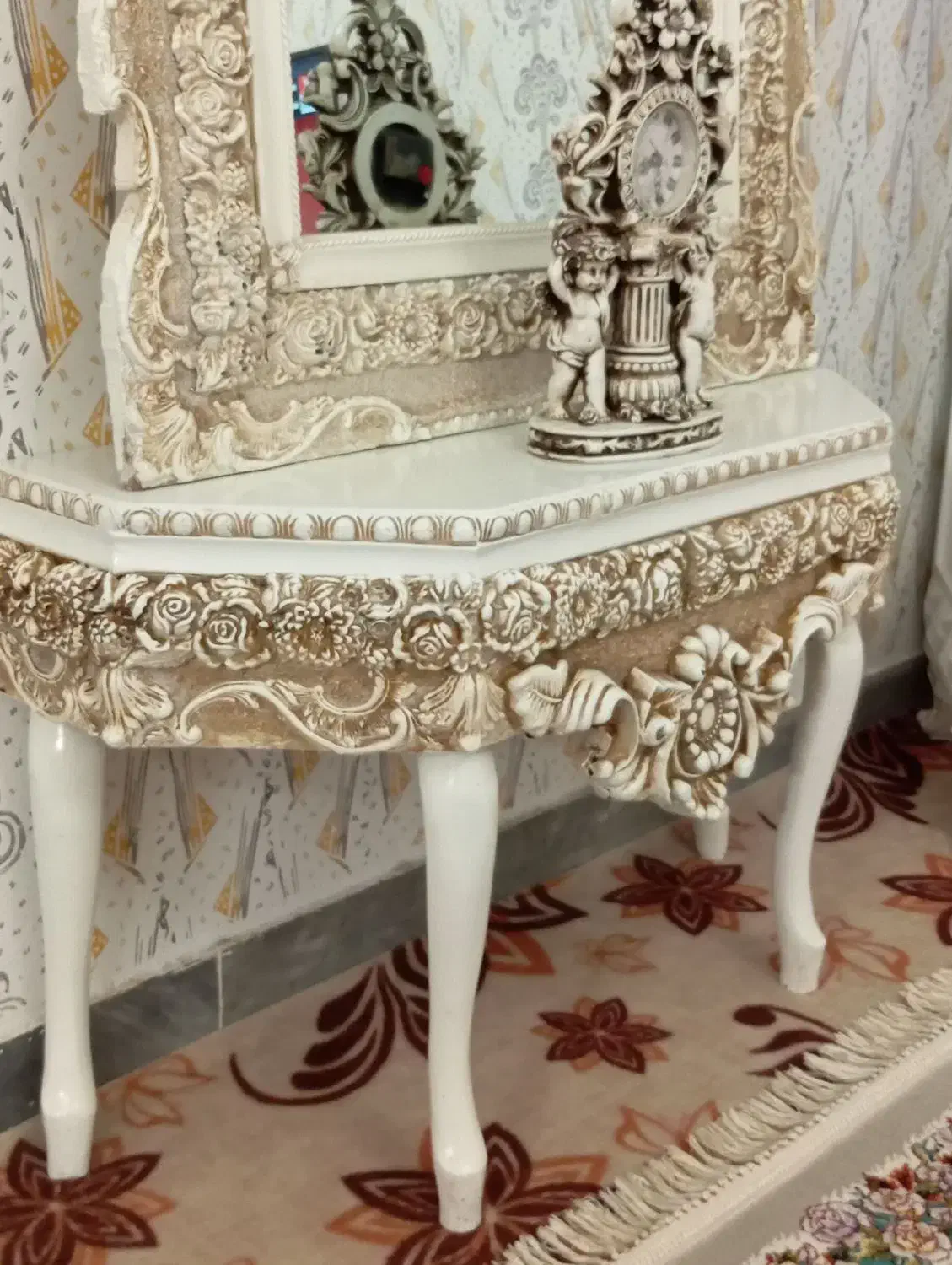 آینه|آینه|قزوین, |دیوار