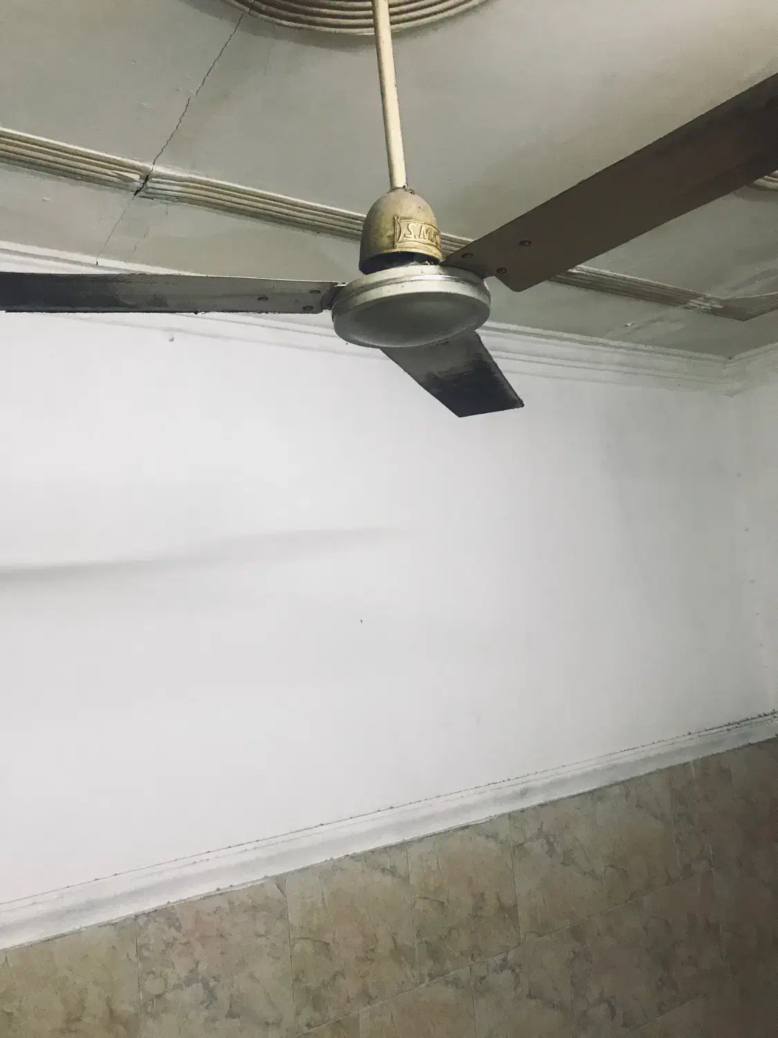 فروش روشویی با شیر اهرمی و پنکه همه با هم یکجا|لوازم سرویس بهداشتی|بندرعباس, |دیوار