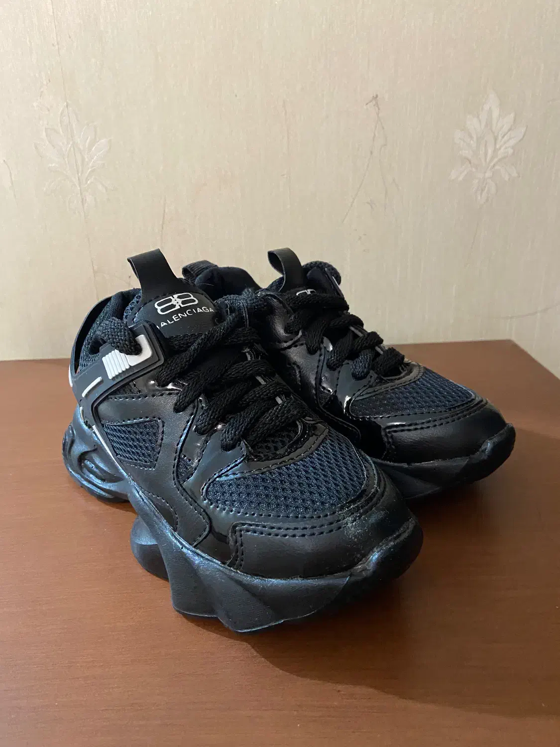 کتانی|کفش و لباس بچه|تهران, خرمشهر|دیوار