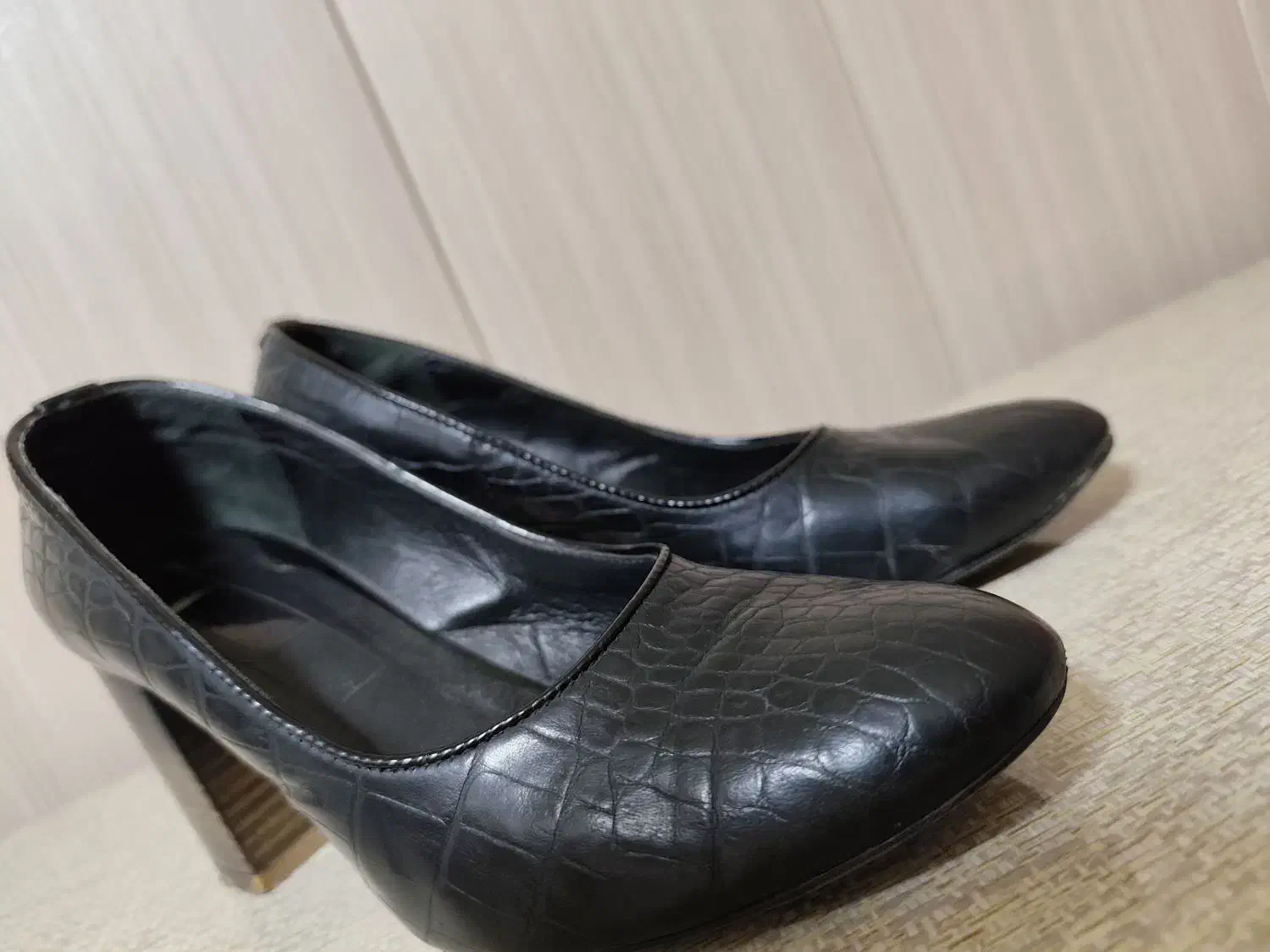 چرم پیشرو سایز ۳۷|کیف، کفش، کمربند|ارومیه, |دیوار