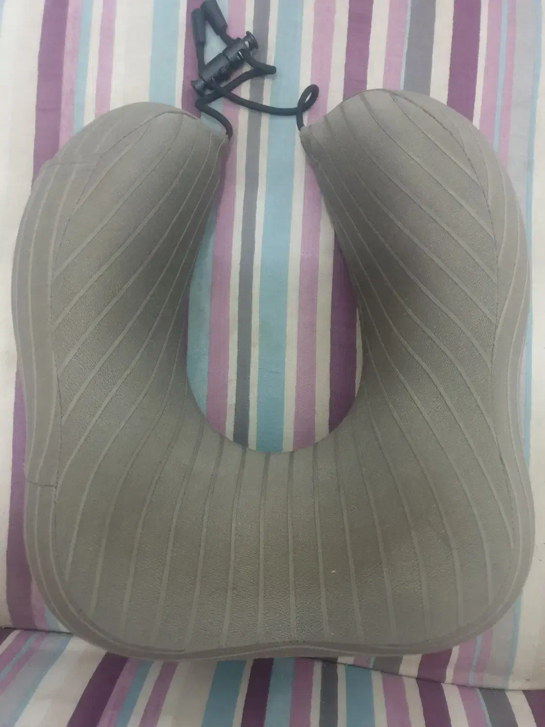 بالش گردنی طبی مموری فوم جنس خوب زیر قیمت|آرایشی، بهداشتی، درمانی|سیرجان, |دیوار