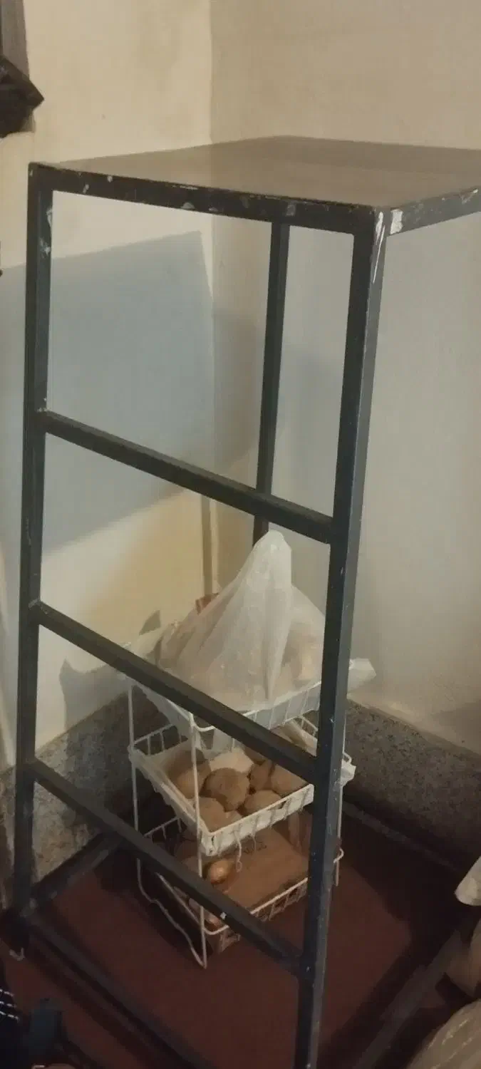 چهارپایه آهنی خیلی محکم|صندلی و نیمکت|دورود, |دیوار