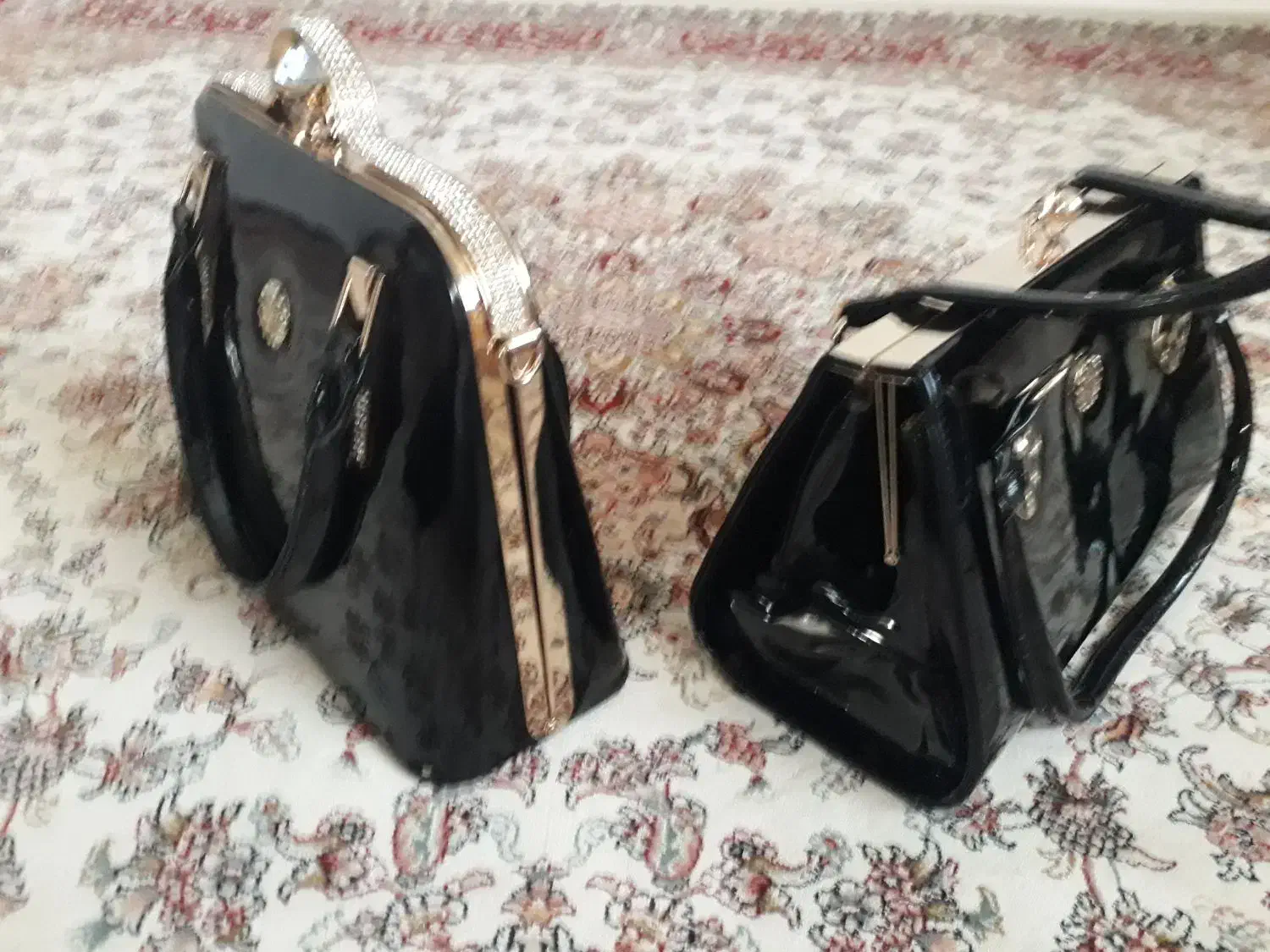 کیفو کفش|کیف، کفش، کمربند|زند, |دیوار