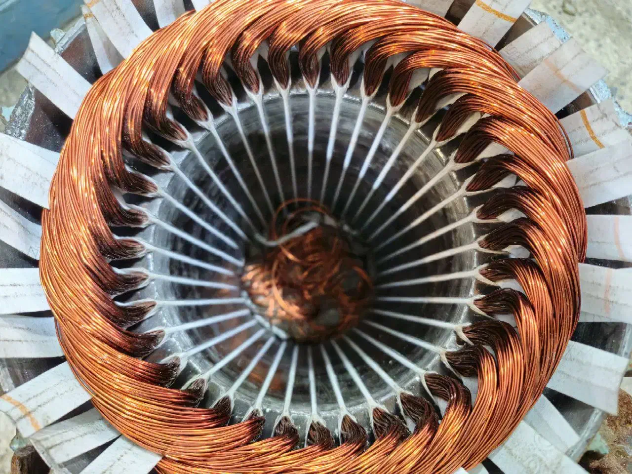 سیم پیچی و برق صنعتی|خدمات پیشه و مهارت|نجفآباد, ویلاشهر|دیوار