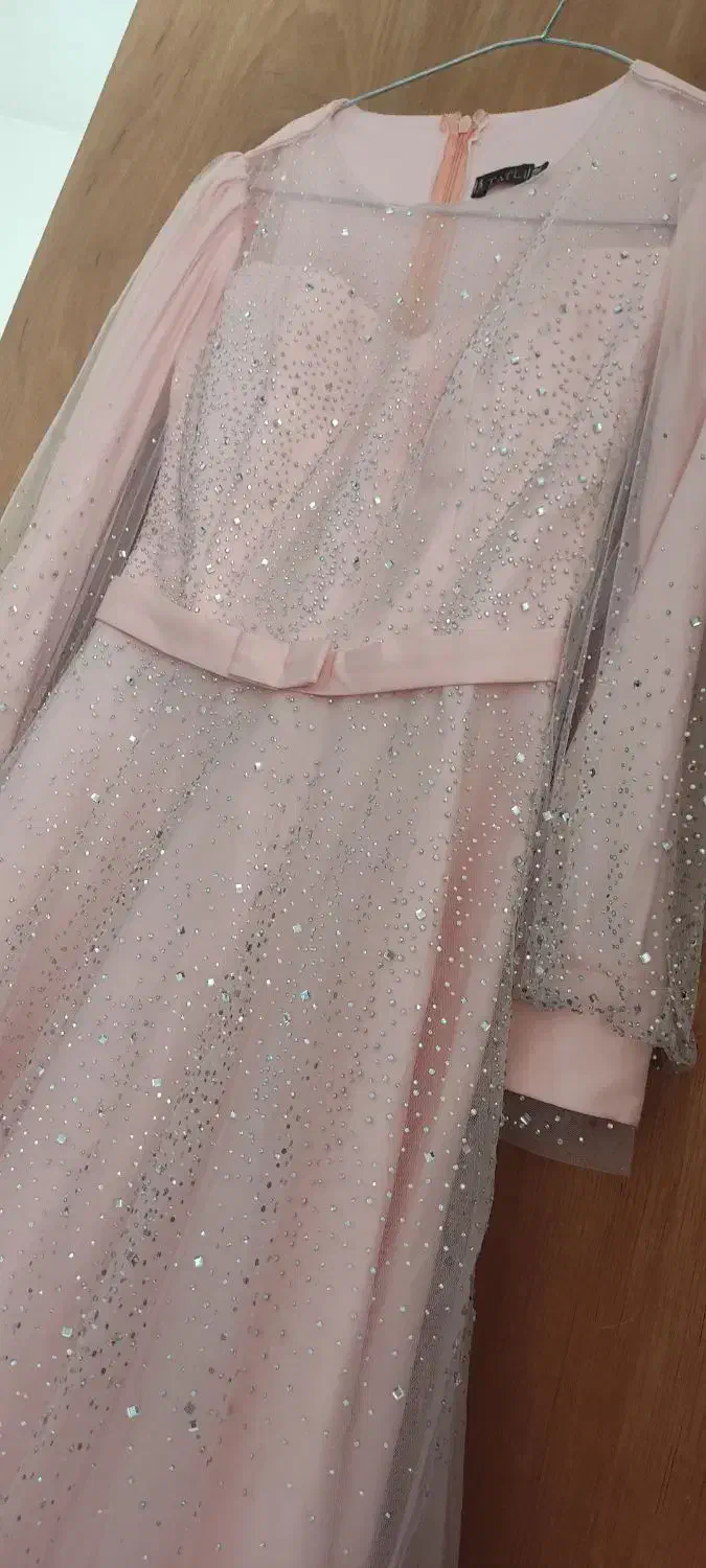 لباس مجلسی|لباس|مرند, |دیوار