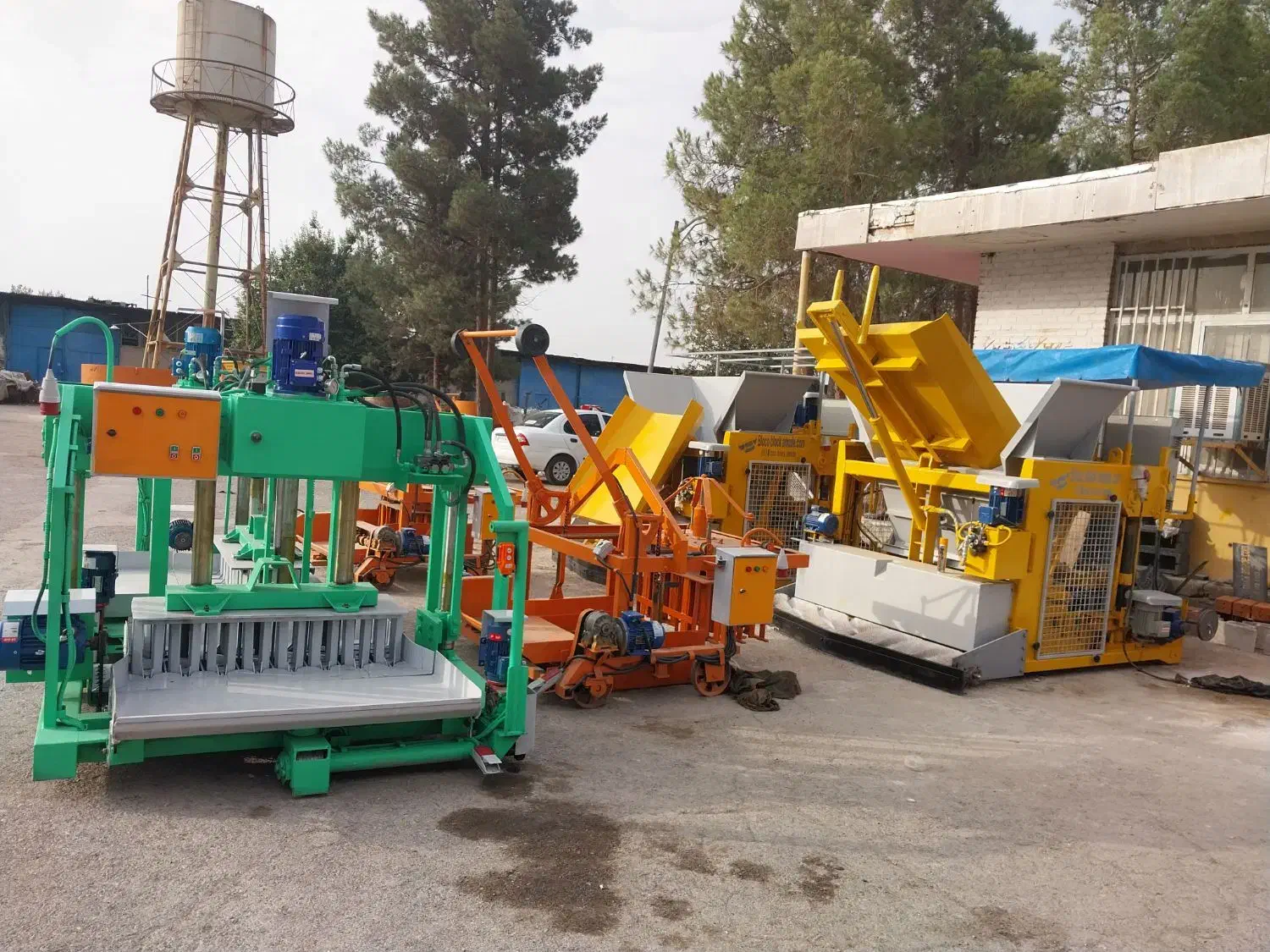 جدیدوکم استعلاک دستگاه بلوک زن با۲سال ضمانت|ماشین‌آلات صنعتی|چابهار, |دیوار