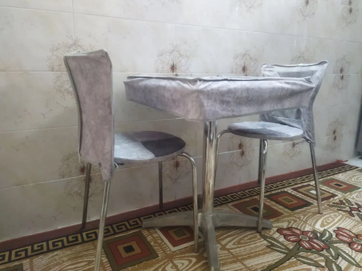 میز ناهار خوری 2 نفره|میز و صندلی غذاخوری|زارچ, |دیوار