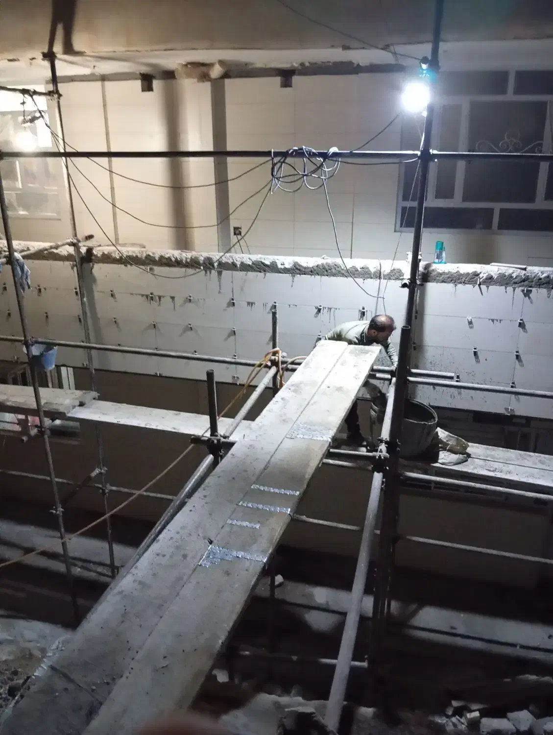 کاشی کار|خدمات پیشه و مهارت|مسجد سلیمان, |دیوار