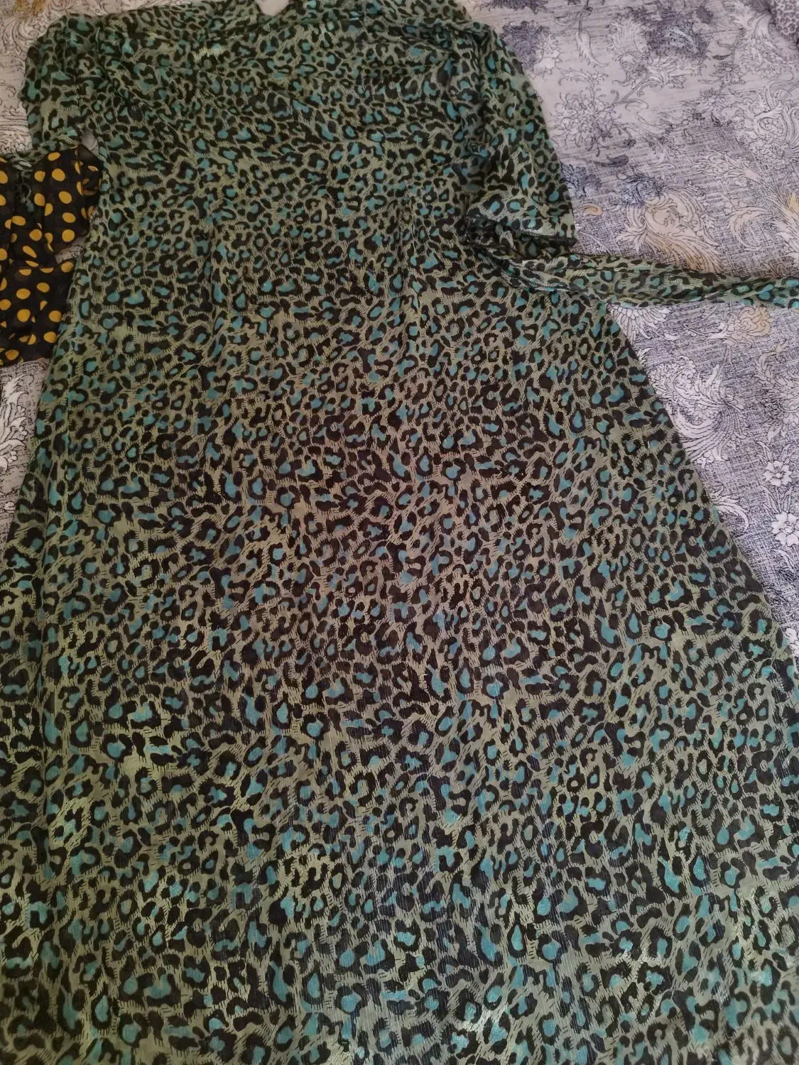 لباس مجلسی|لباس|جوانرود, |دیوار