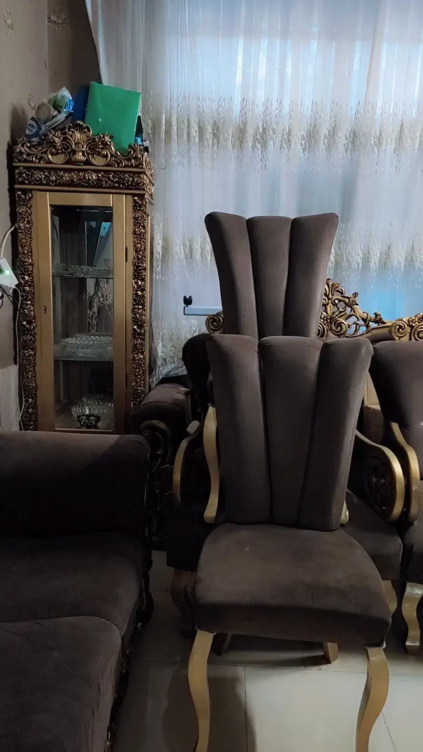 مبلمان‌گنجه‌ساعت‌اینه‌شمعدان‌بخاری|مبلمان خانگی و میز عسلی|مشهد, کوشک مهدی|دیوار