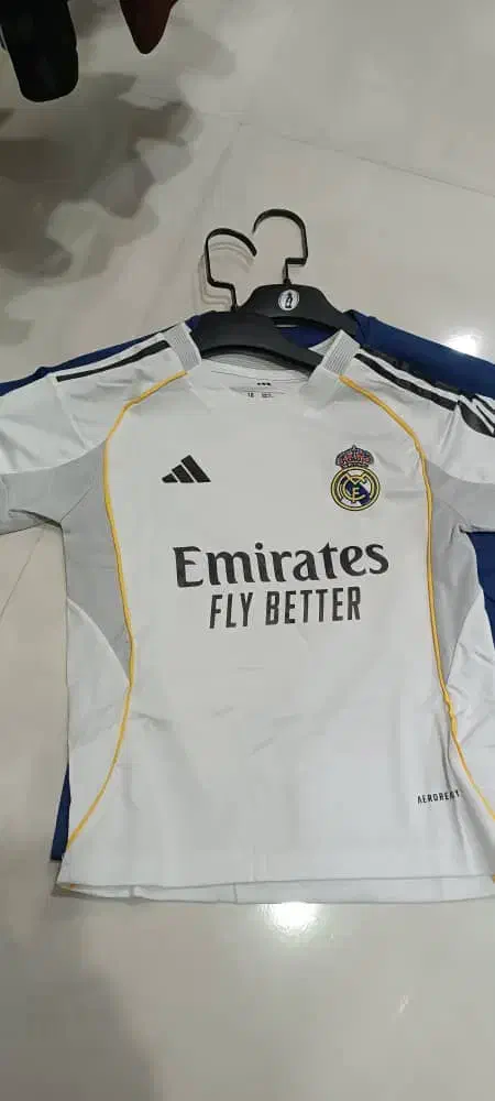 انواع لباس ورزشی|تجهیزات ورزشی|قشم, |دیوار