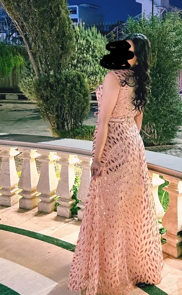 لباس مجلسی|لباس|کرج, چمران|دیوار