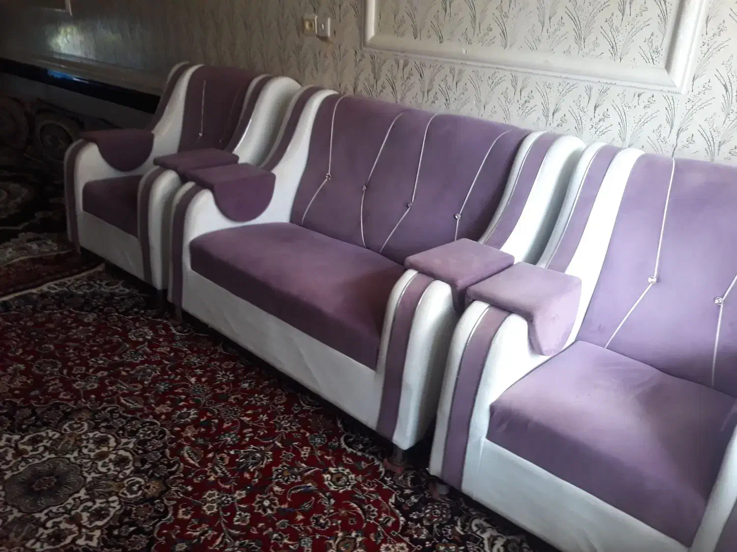 مبل|مبلمان خانگی و میز عسلی|تربت جام, شهید غلام زاده|دیوار