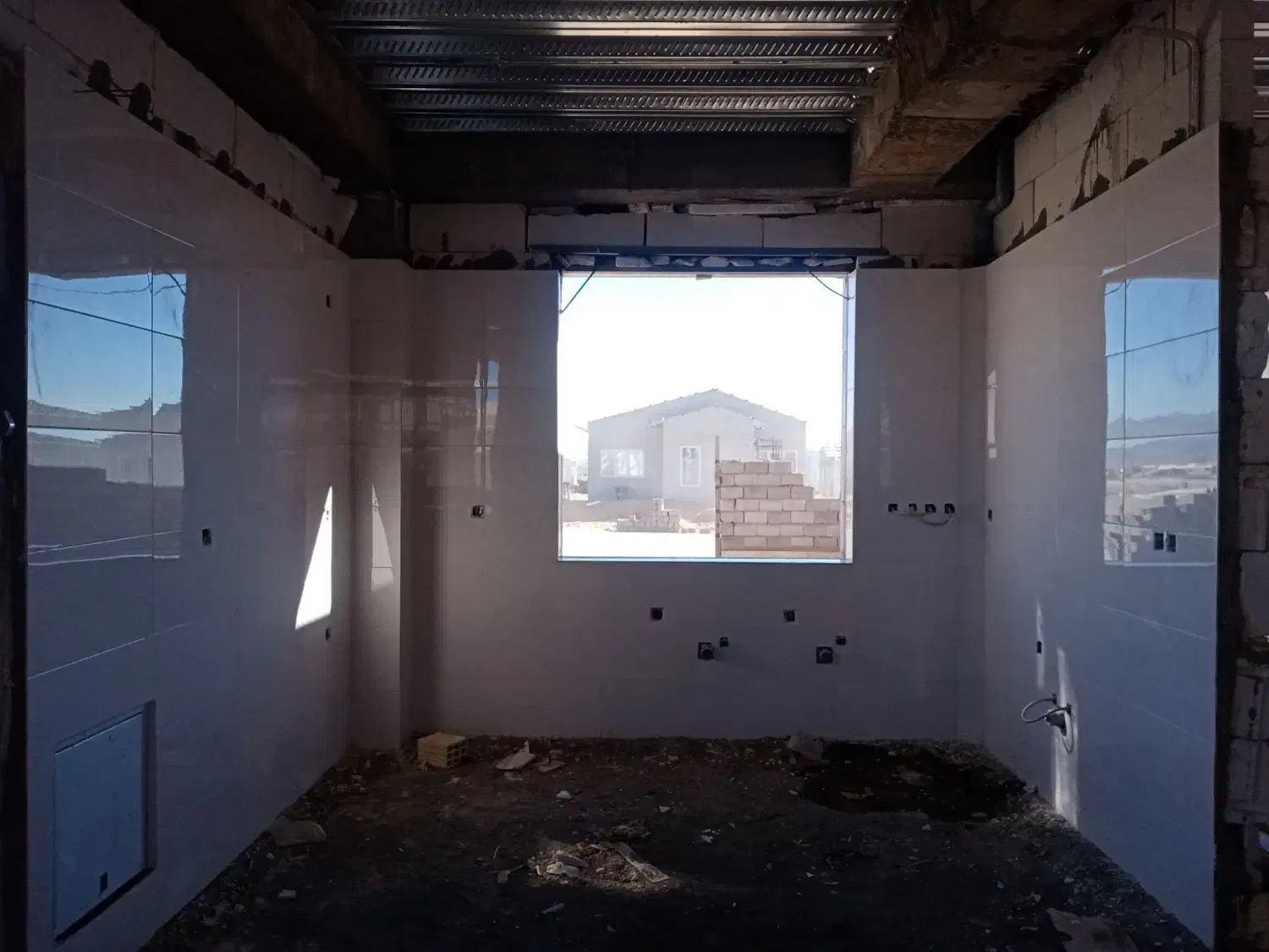 شاگرد کاشیکاری|استخدام معماری، عمران و ساختمانی|اراک, |دیوار