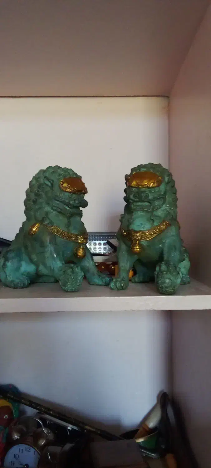 مجسمه برنز شیر فو|کلکسیون اشیاء عتیقه|اراک, |دیوار