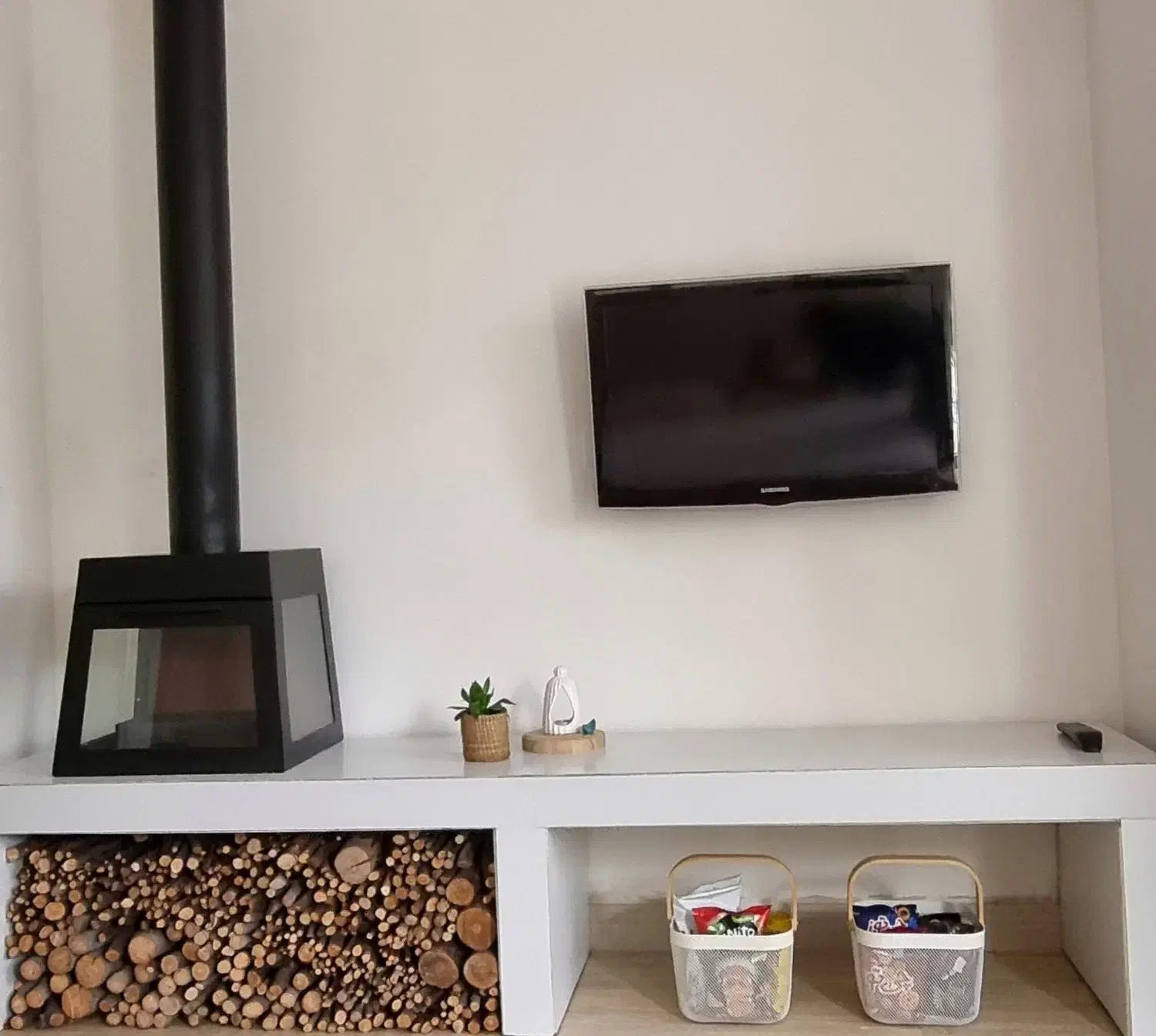 رزرو روزانه سوئیت فلت شعله(امن و خانوادگی)|اجارهٔ کوتاه‌مدت آپارتمان و سوئیت|شهریار, رزکان|دیوار