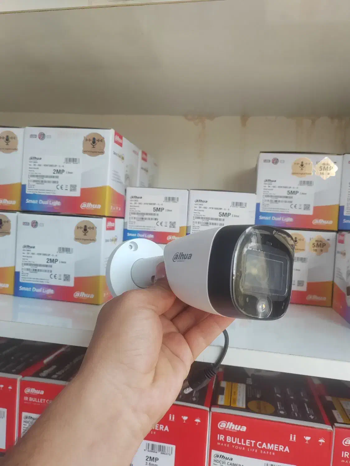 دوربین مداربسته DAHUA مدل 1500CMP-ILپارس ارتباط|دوربین مداربسته|قزوین, |دیوار