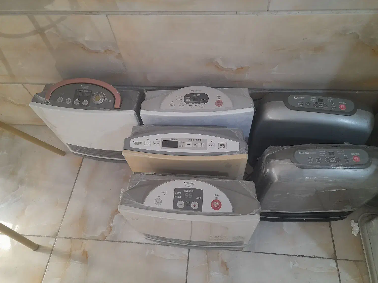 بخاری ۲.۵۰۰گازی برقی  ژاپنی بدن دودکش|بخاری، هیتر، شومینه|فردیس, شهرک ناز|دیوار