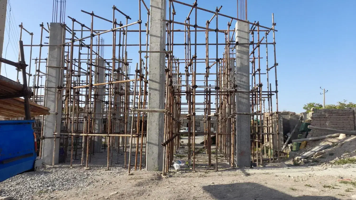 داربست پرواز|خدمات پیشه و مهارت|میاندوآب, |دیوار