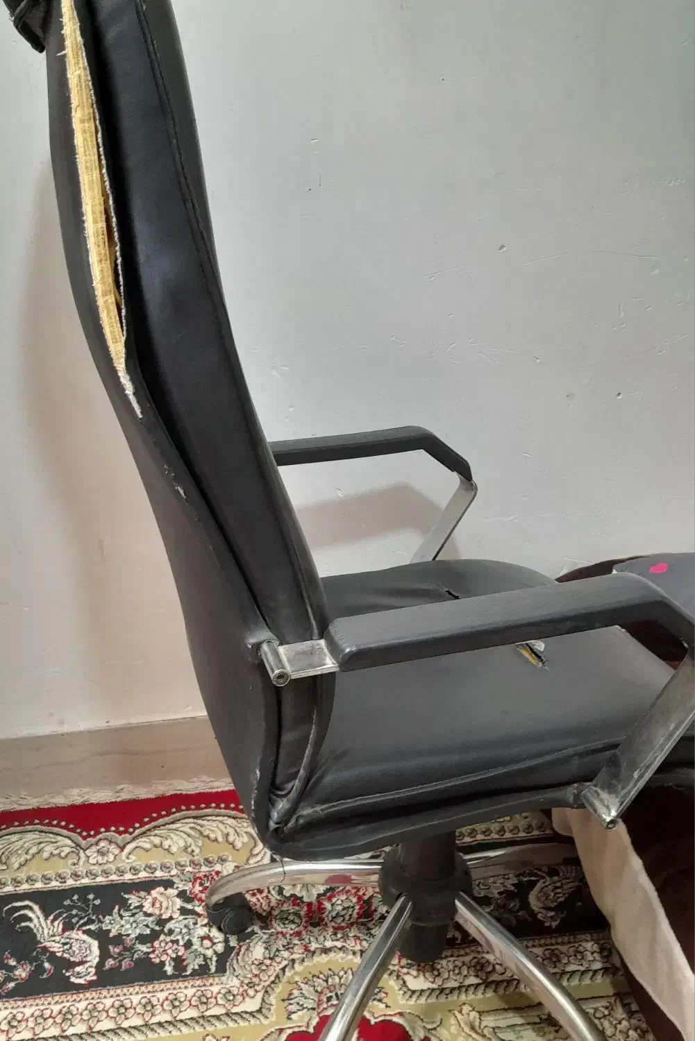 صندلی مدیریتی|صندلی و نیمکت|تربتحیدریه, چهارراه خواف|دیوار