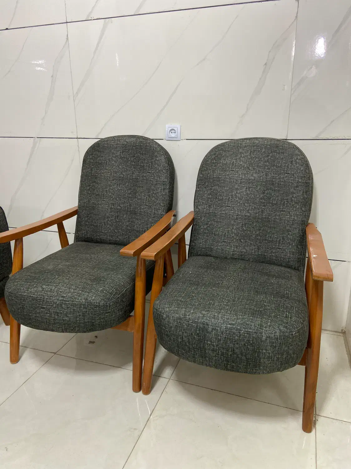 فروش ویژه مبل مینیمال شرکتی|مبلمان خانگی و میز عسلی|سنندج, |دیوار