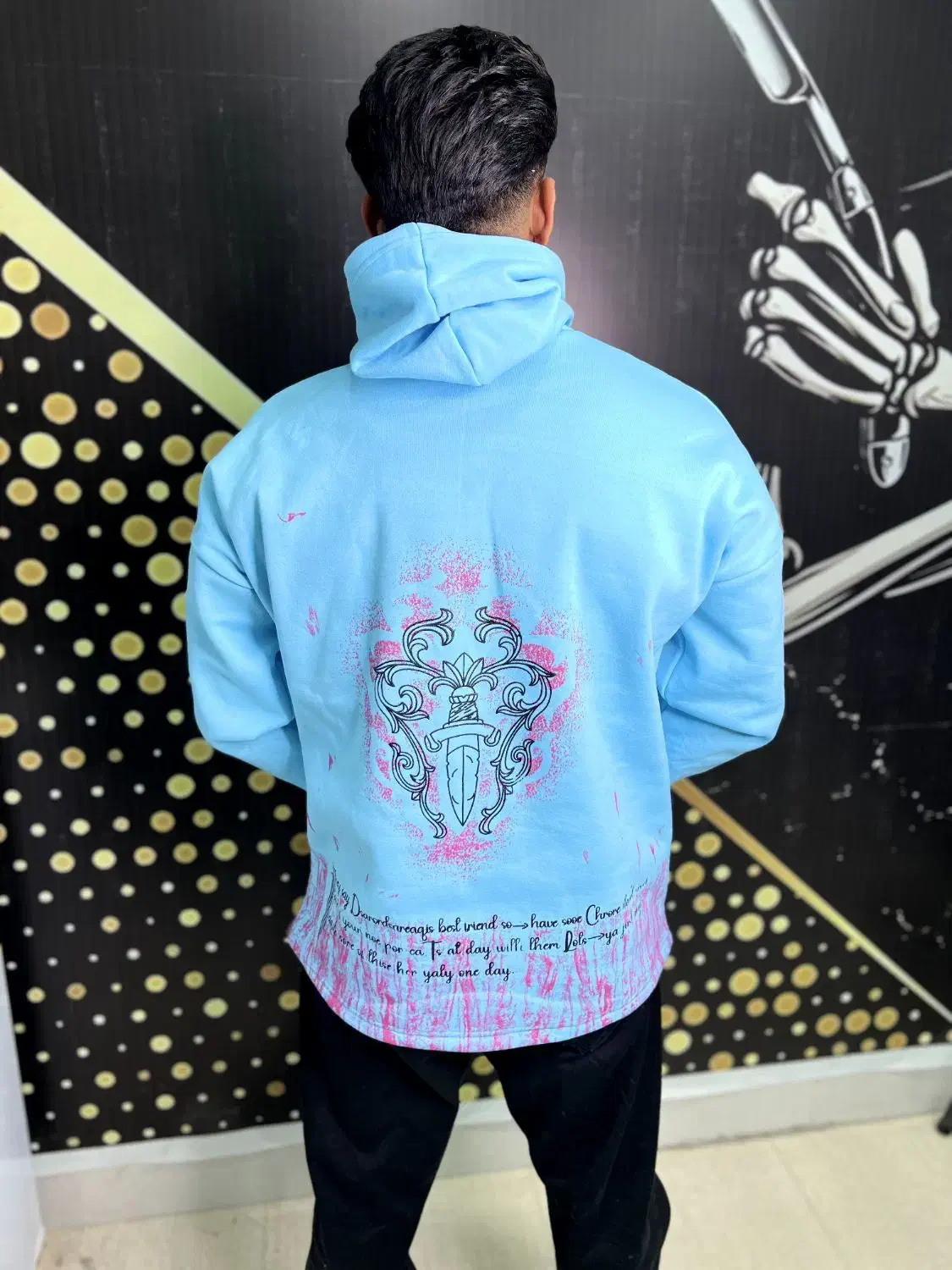 هودی|لباس|کوهدشت, |دیوار