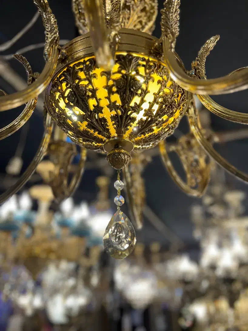 لوستر کلاسیک تولیدی|لوستر و چراغ آویز|اصفهان, بوستان ناژوان|دیوار