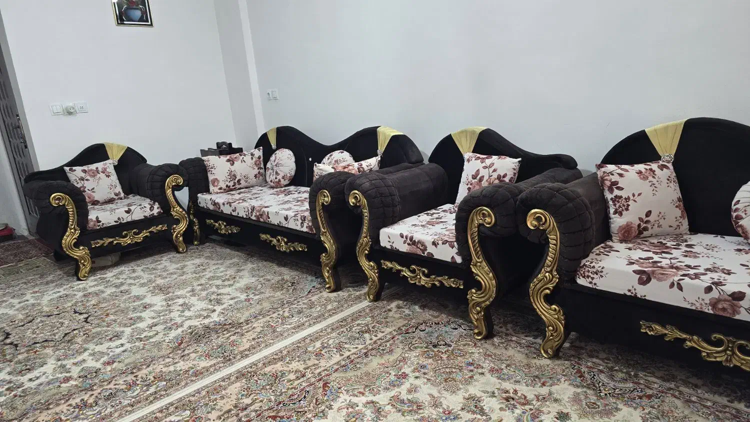 مبل راحتی ۷ نفره سالم و درحد نو|مبلمان خانگی و میز عسلی|محمدیه-قزوین, |دیوار