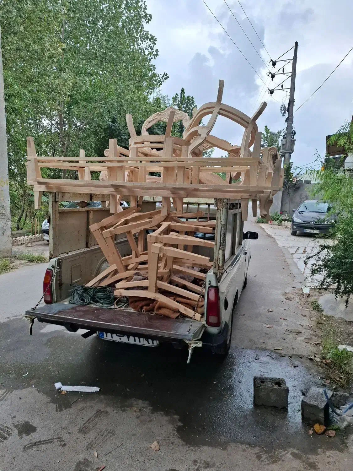 کمک نجار جهت کار در کارگاه مبلمان با حقوق|استخدام صنعتی، فنی، مهندسی|آمل, |دیوار