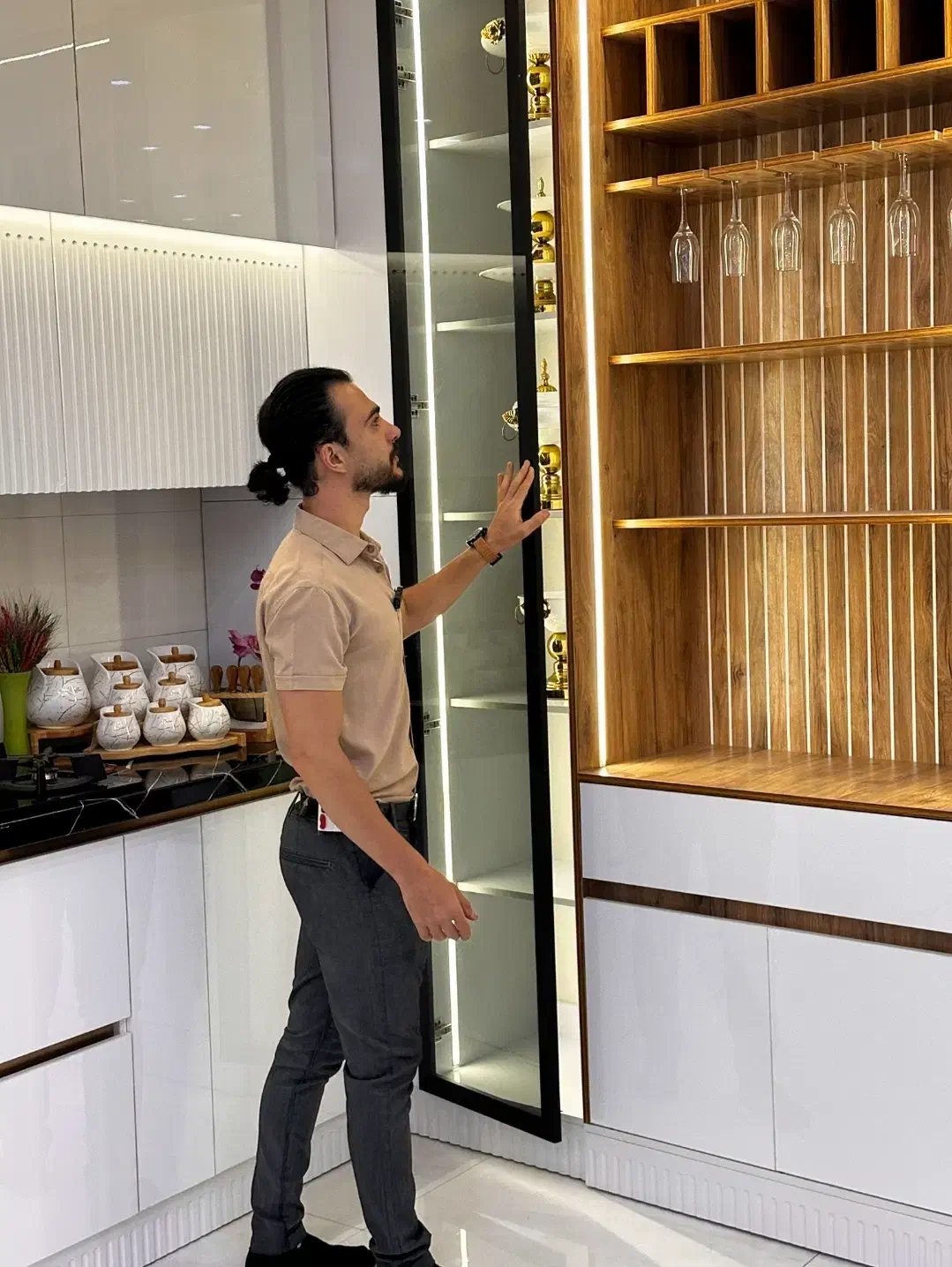 اجرای کابینت و کمد دیواری|جاکفشی، کمد، دراور|قزوین, |دیوار