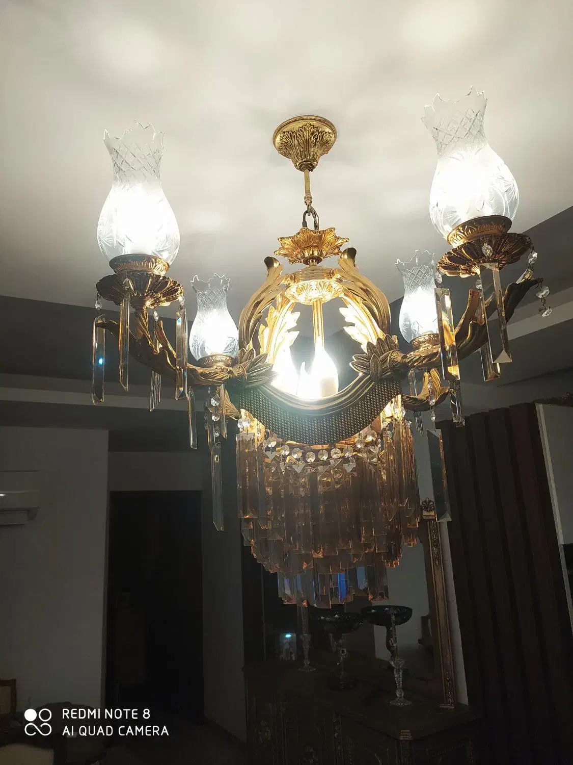 میز تیوی  لوستر|لوستر و چراغ آویز|بابل, |دیوار