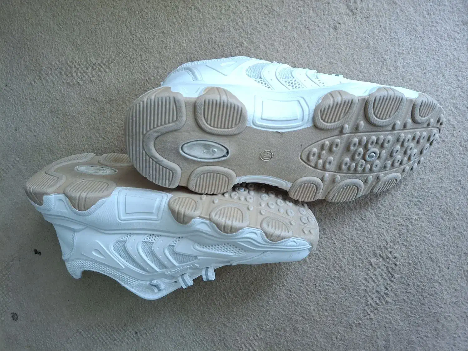 کتونی دیزل|کیف، کفش، کمربند|بروجرد, |دیوار