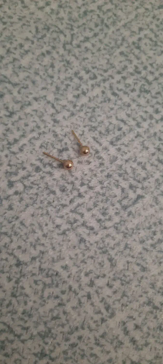 گوشواره میخی گوی طلا|جواهرات|ارومیه, |دیوار