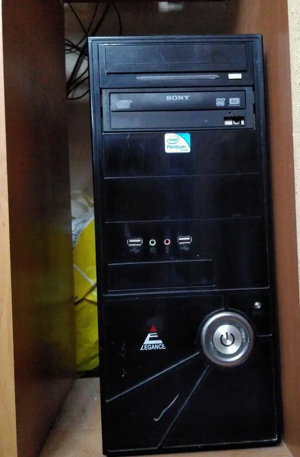 فروش کامپیوتر بامیزکامپیوتر|رایانه رومیزی|کازرون, |دیوار