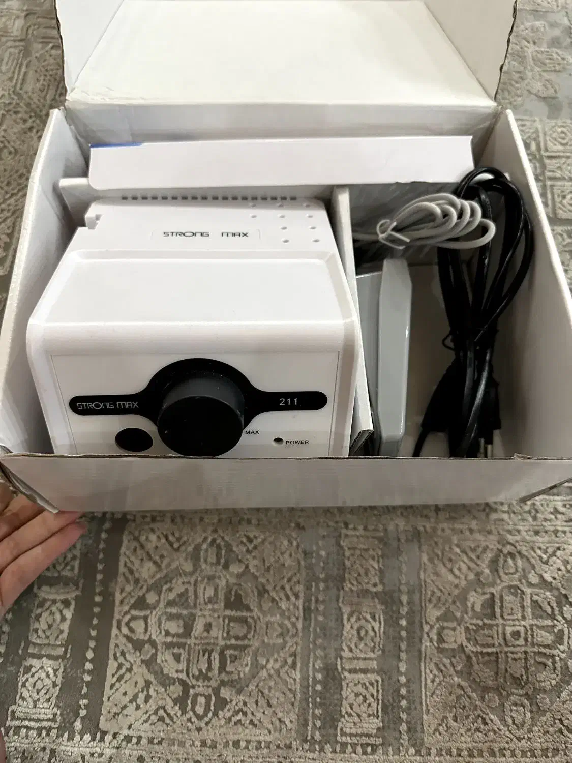 سوهان برقی ناخن دستگاه یو وی|آرایشگاه و سالنهای زیبایی|اصفهان, وحید|دیوار