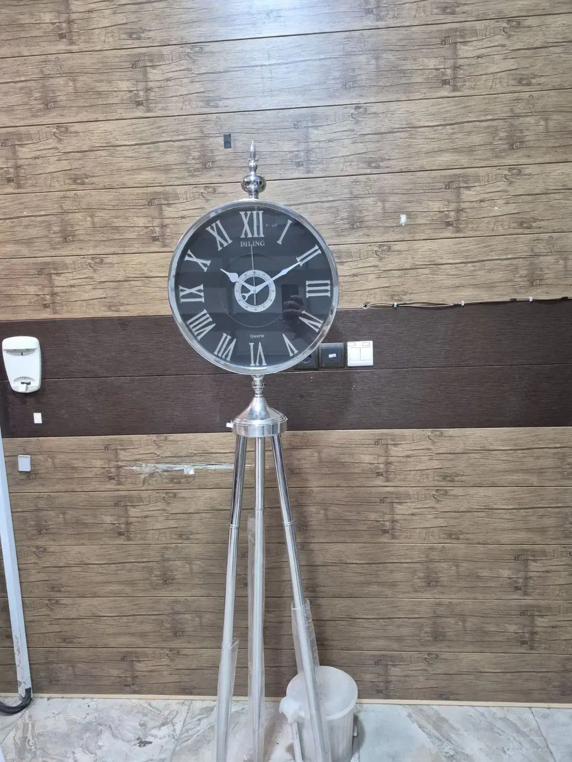 ساعت ایستاده زیر قیمت|ساعت دیواری و تزئینی|گنبد کاووس, |دیوار