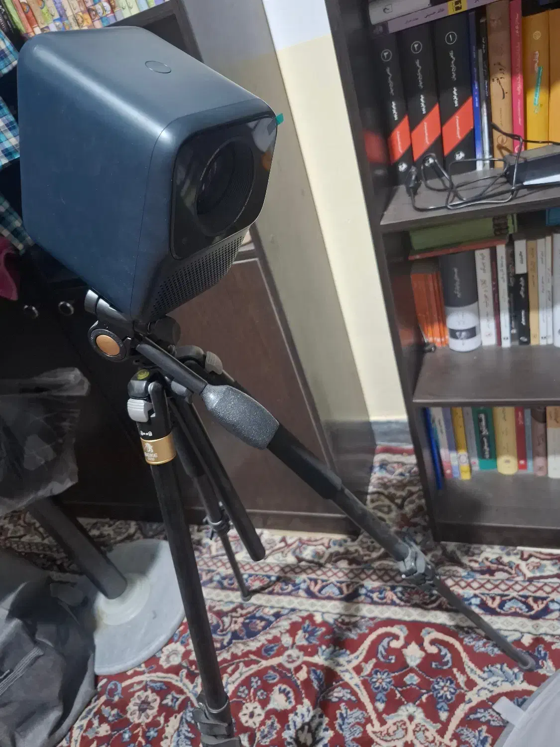 فروش ویدئوپروژکتور ونبو t2 max new|تلویزیون و پروژکتور|اصفهان, باب الدشت|دیوار