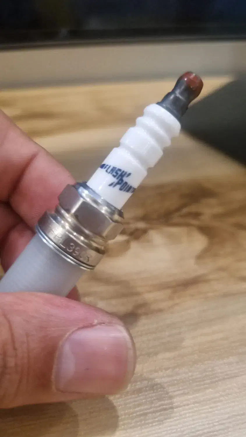 شمع پایه بلند فلش پوینت (TU5)|قطعات یدکی و لوازم جانبی|فردیس, نسترن غربی|دیوار