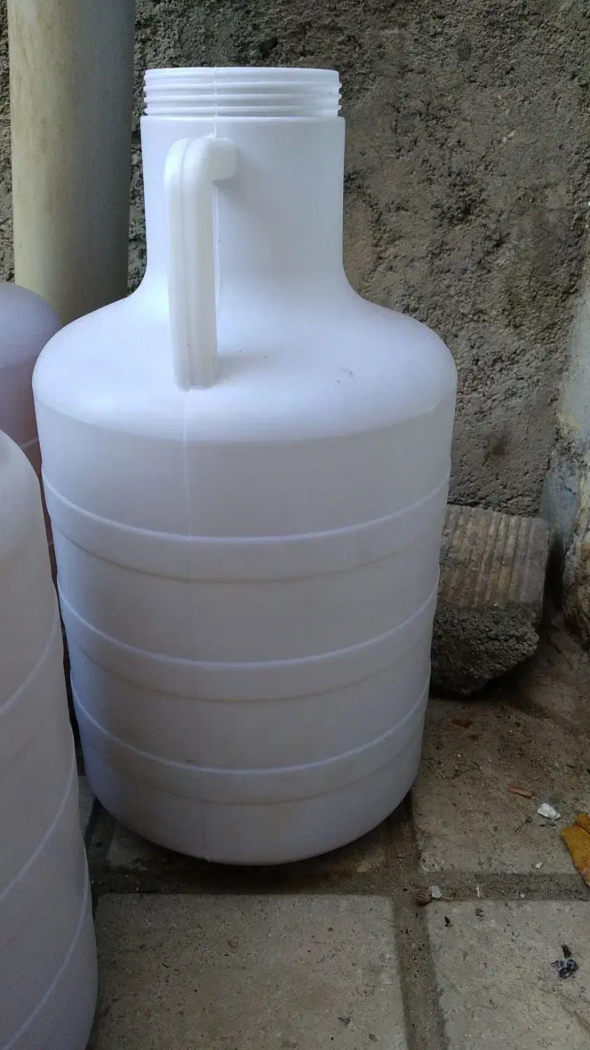 فروشی|ظروف نگهدارنده، پلاستیکی، یکبارمصرف|سیسخت, |دیوار