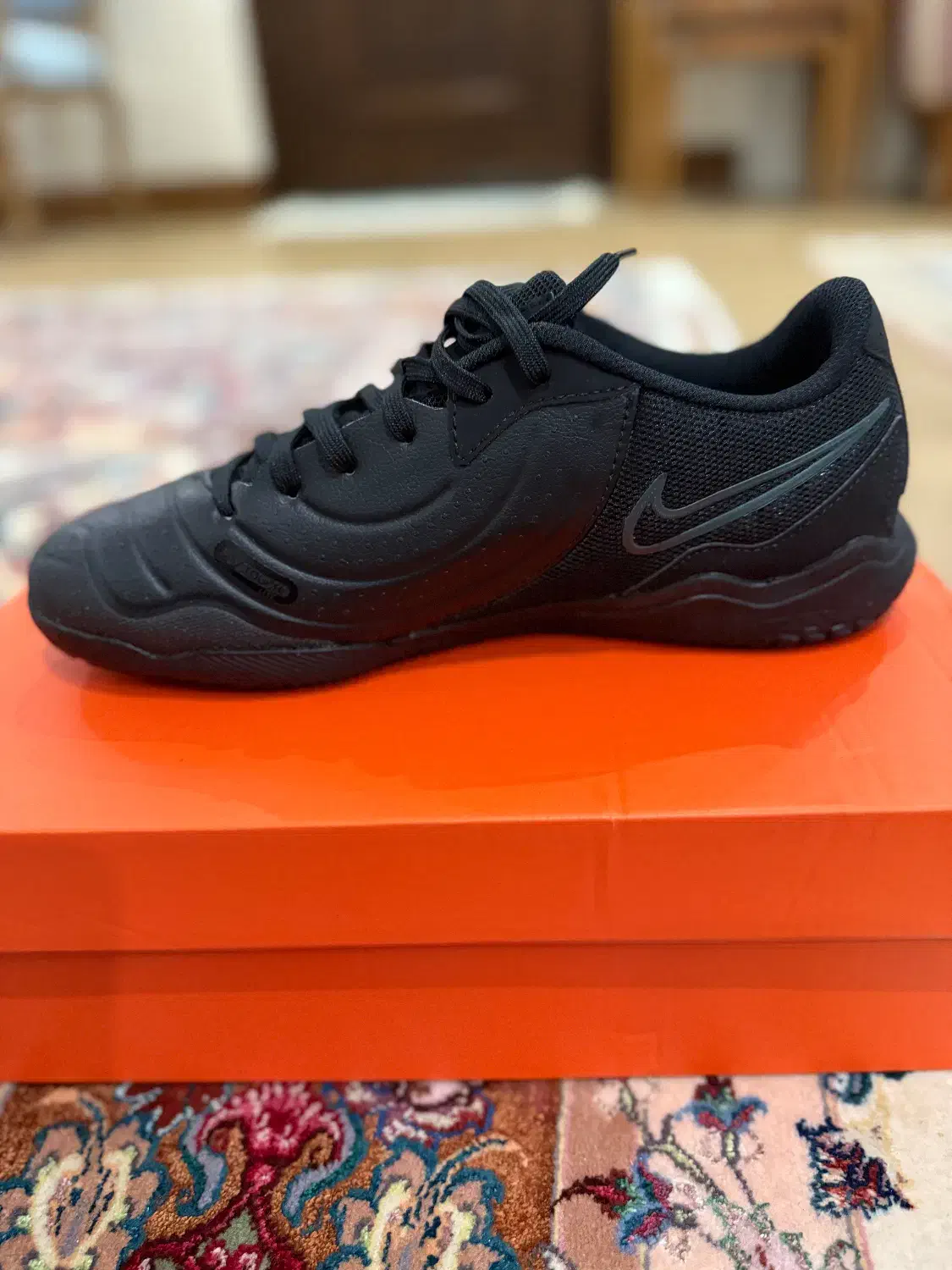 کفش فوتسال nike legend 10 academy سایز ۴۱|کیف، کفش، کمربند|تهران, پونک|دیوار