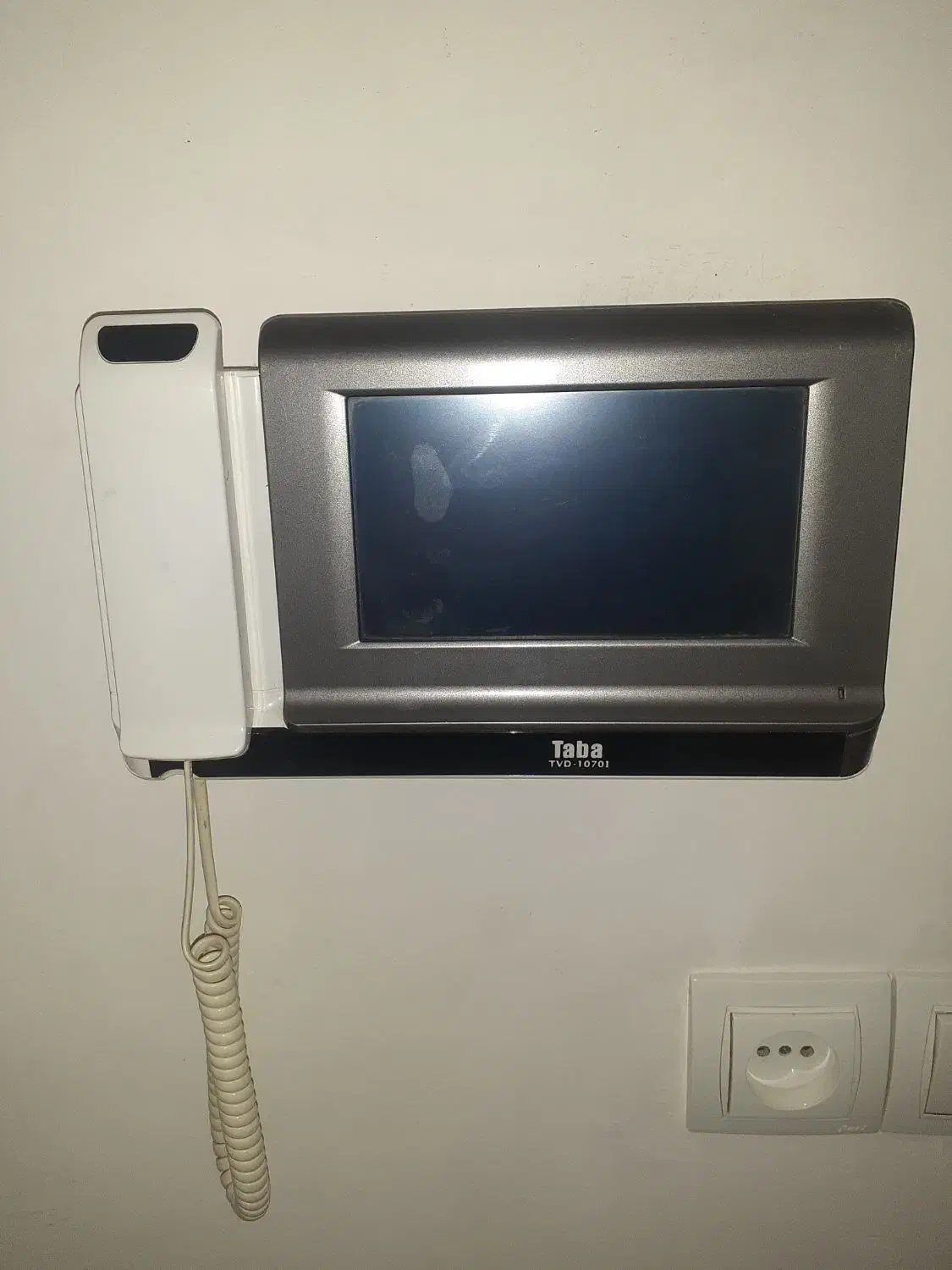 تعمیرات آیفون تصویری و در برقی|خدمات پیشه و مهارت|شیراز, شریف‌آباد|دیوار