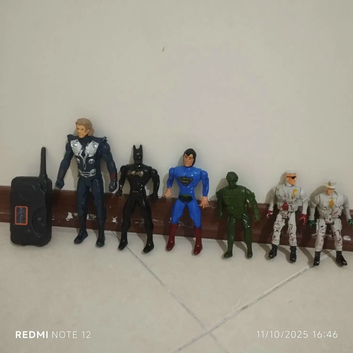 عروسک قهرمانان|اسباب‌بازی بچه|فردیس, فردیس|دیوار