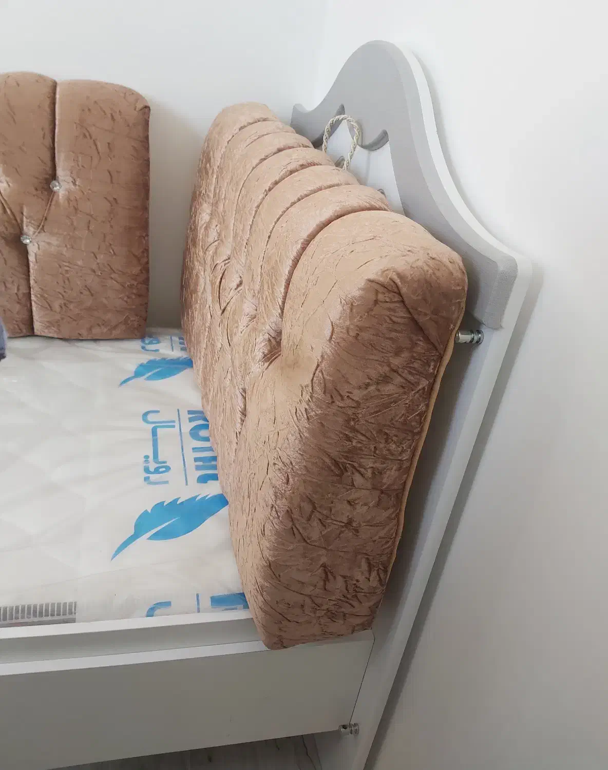 یک جفت پشتی مخطع مخمل|پشتی|اصفهان, طامه|دیوار